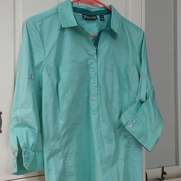 NWT NY&C Sea Foam Green Button-up XS - Picture 3 of 5